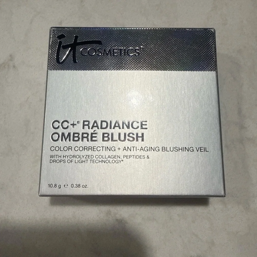 NIB IT‎ Cosmetics CC+ Radiance Ombre Blush Color Correct Anti Aging Coral Flush
